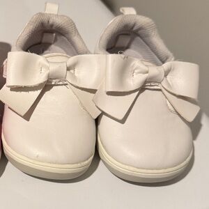 Stride Rite Bow shoes size 6